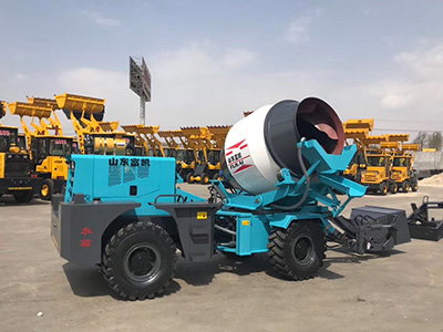 1.2m3全自動上料攪拌車