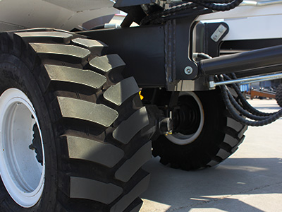 1.2m3全自動上料攪拌車