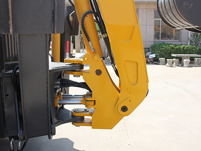 魁騁WZ30-25兩頭忙